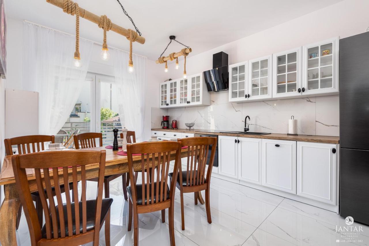 Jantar Apartamenty Sobieskiego Kolobrzeg Luaran gambar